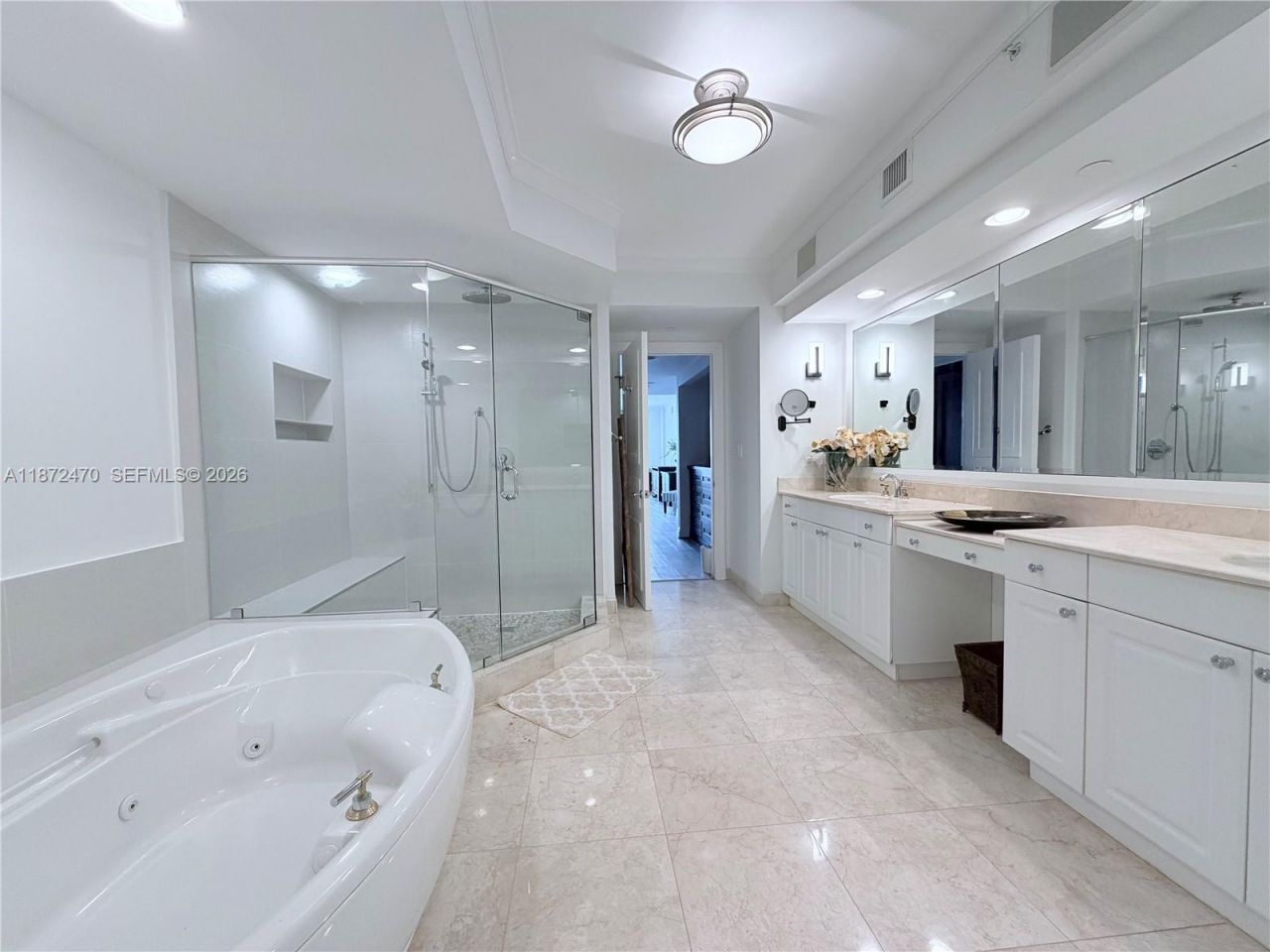 3201 NE 183rd St, Unit 2202, Aventura, FL 33160 Photo