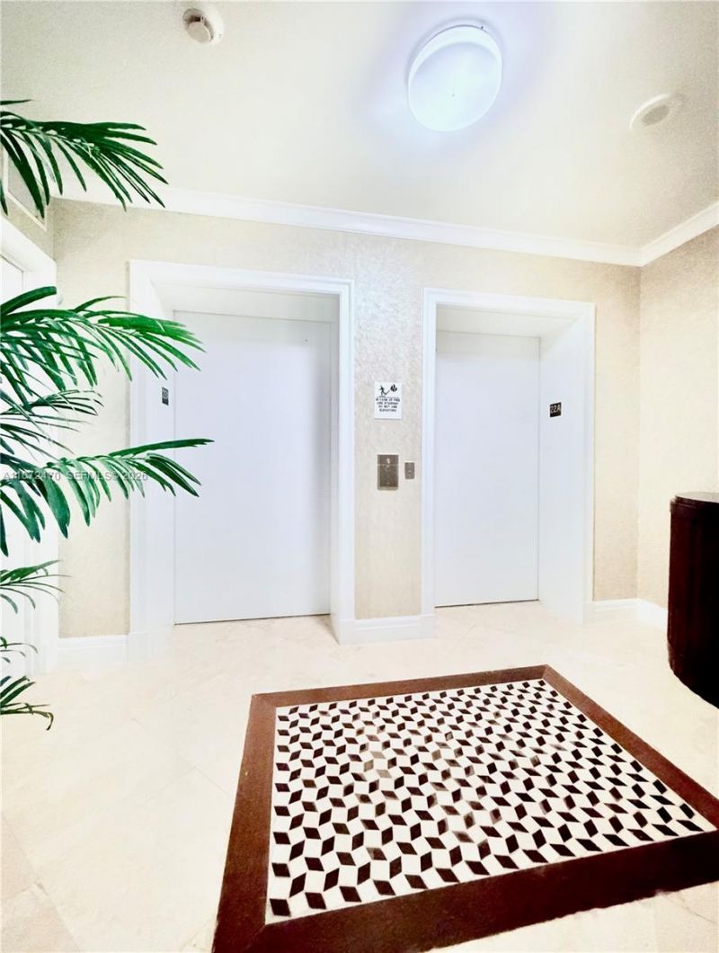 3201 NE 183rd St, Unit 2202, Aventura, FL 33160 Photo