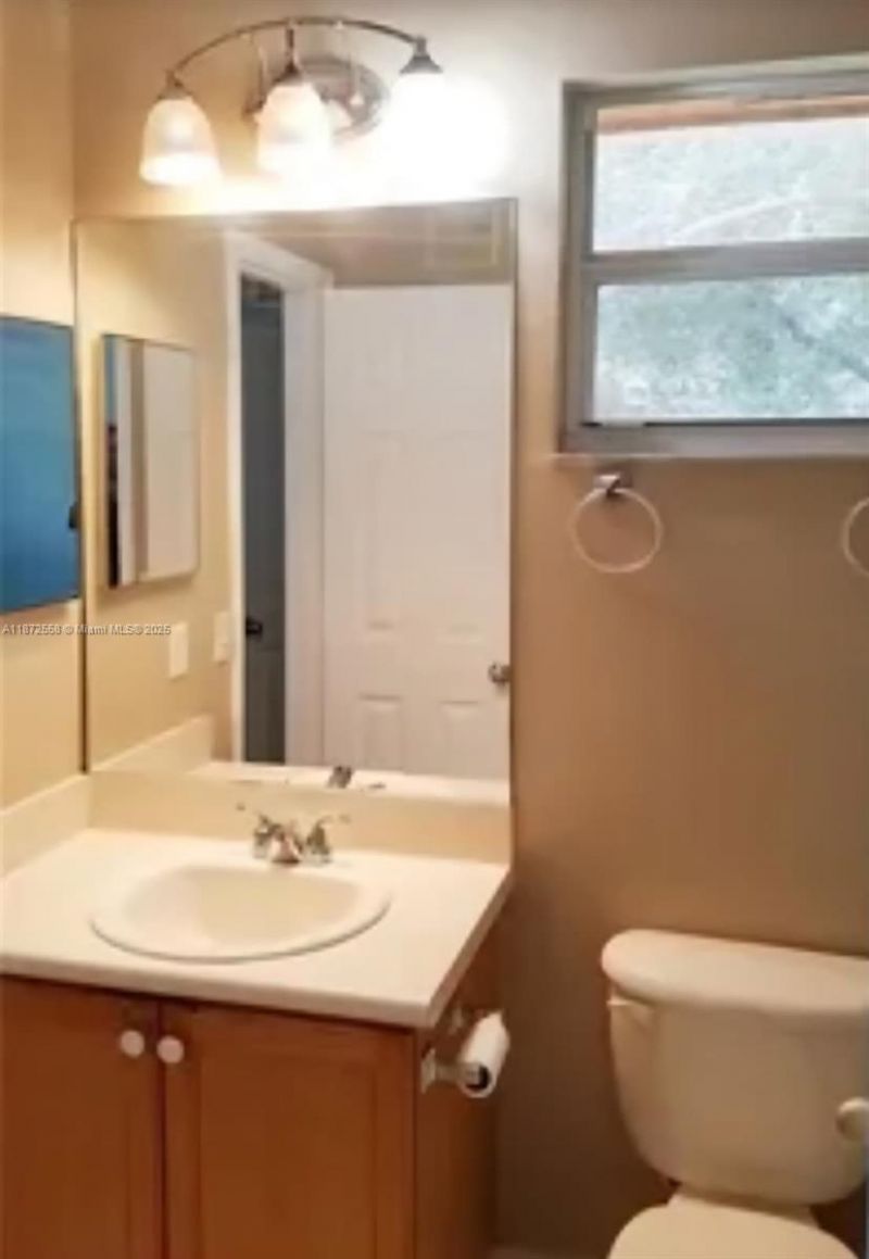 4345 NW 69th Ter, Unit 4345, Lauderhill, FL 33319 Photo