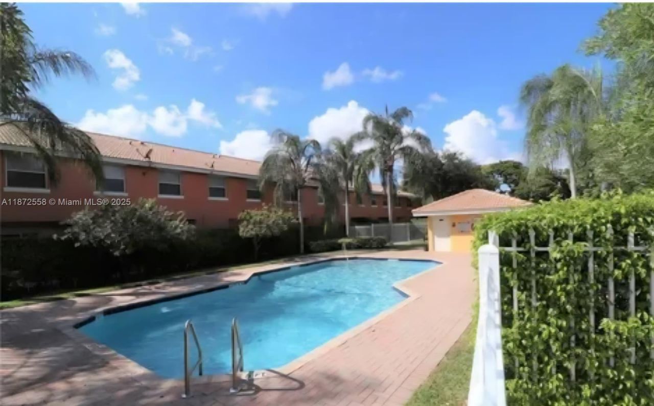 4345 NW 69th Ter, Unit 4345, Lauderhill, FL 33319 Photo