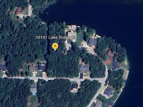 10101 Lake Ridge Court, Hillsboro, MO 63050