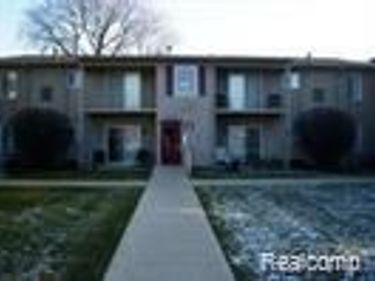 9949 Allen Pointe Drive, Allen Park, MI 48101