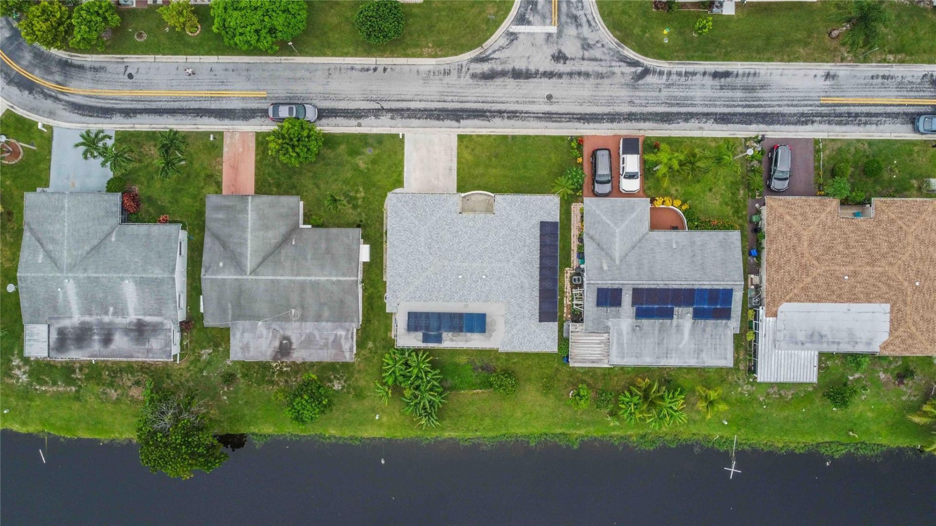 735 NW 73rd Terrace, Margate, FL 33063 Photo