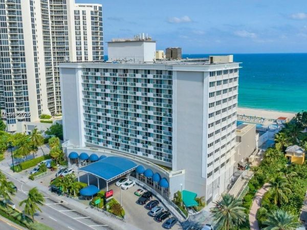 19201 Collins Ave, Unit 1108, Sunny Isles Beach, FL 33160