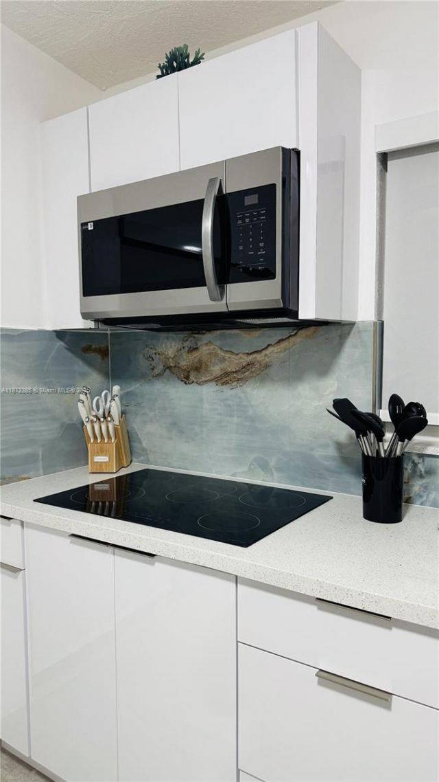 60 SE Marlin Ave, Unit 2, Key Largo, FL 33037 Photo