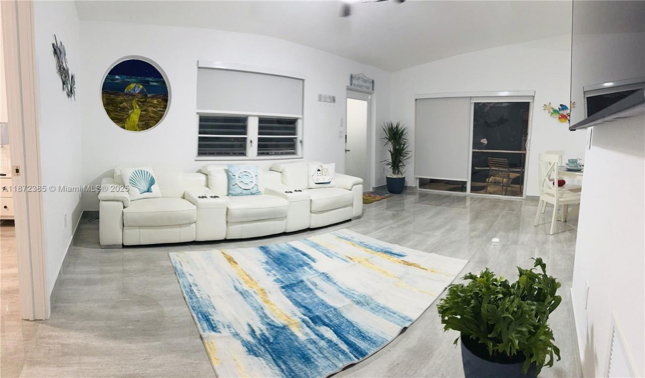 60 SE Marlin Ave, Unit 2, Key Largo, FL 33037 Photo