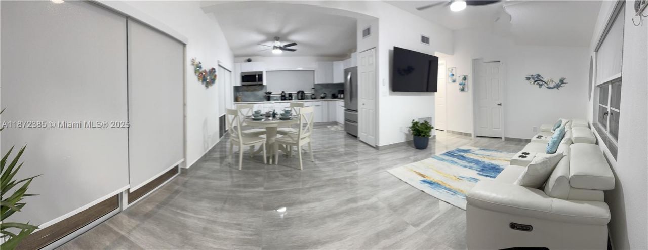 60 SE Marlin Ave, Unit 2, Key Largo, FL 33037 Photo