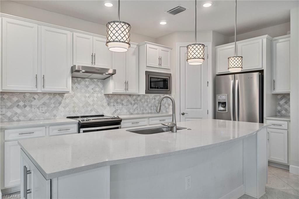 16495 Windsor Way, Alva, FL 33920 Photo