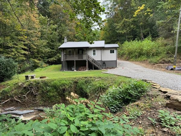 699 Dallas Pike, Triadelphia, WV 26059