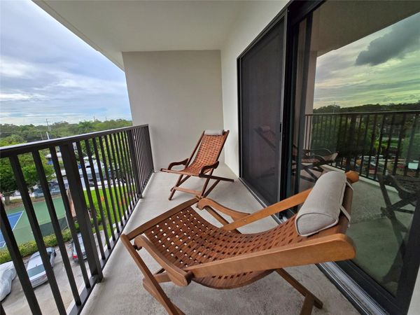 900 River Reach Drive, Unit 517, Fort Lauderdale, FL 33315