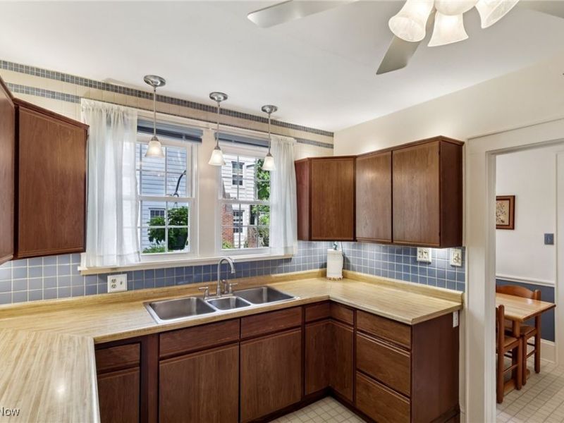 2040 Braewick Drive, Akron, OH 44313 Photo 9