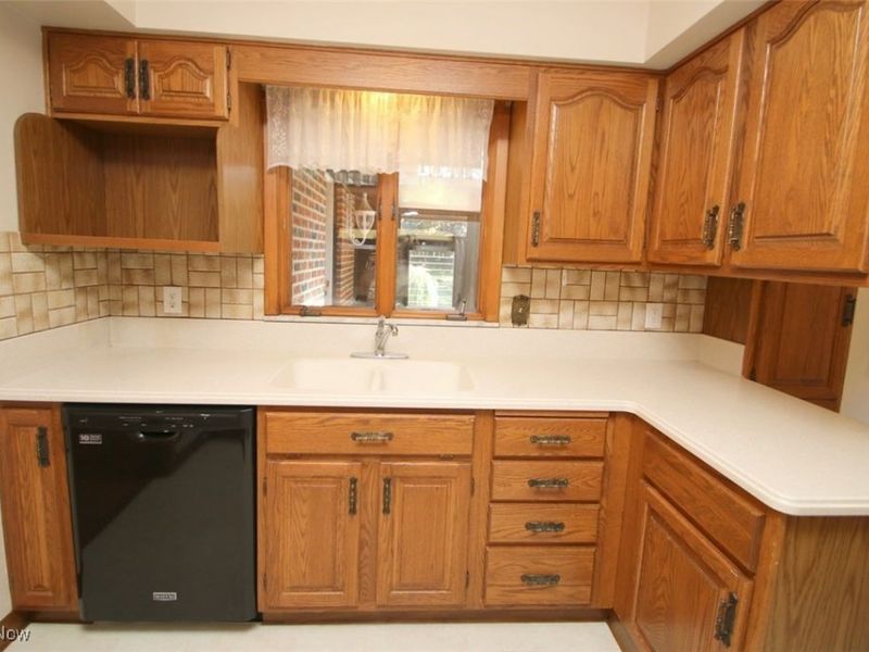 1051 Belwood Drive, Highland Heights, OH 44143 Photo 19