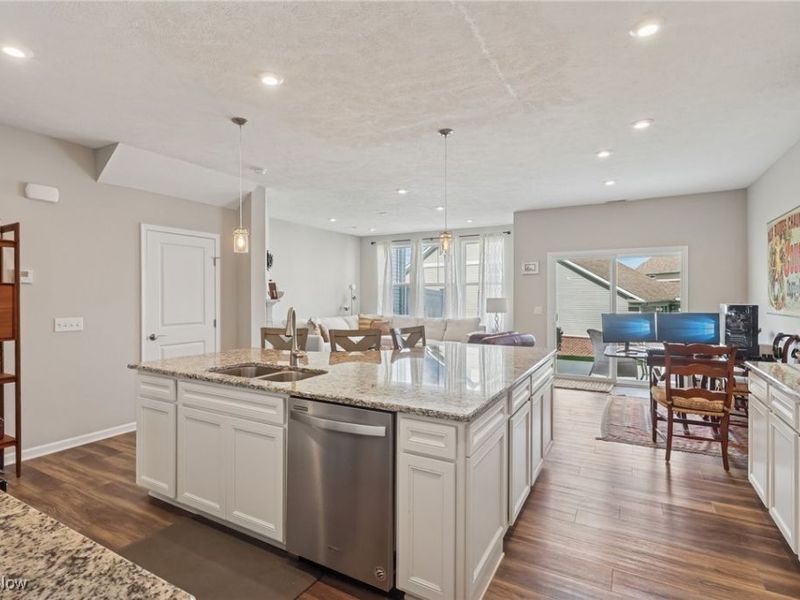 870 Dipper Lane, Unit 2, Aurora, OH 44202 Photo 11