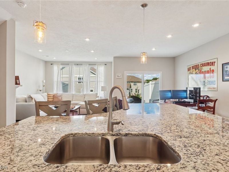 870 Dipper Lane, Unit 2, Aurora, OH 44202 Photo 15