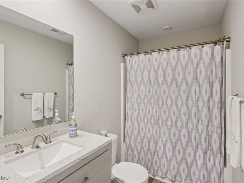 870 Dipper Lane, Unit 2, Aurora, OH 44202 Photo 26