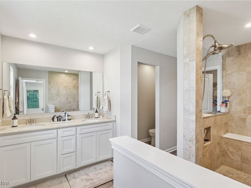 870 Dipper Lane, Unit 2, Aurora, OH 44202 Photo 32