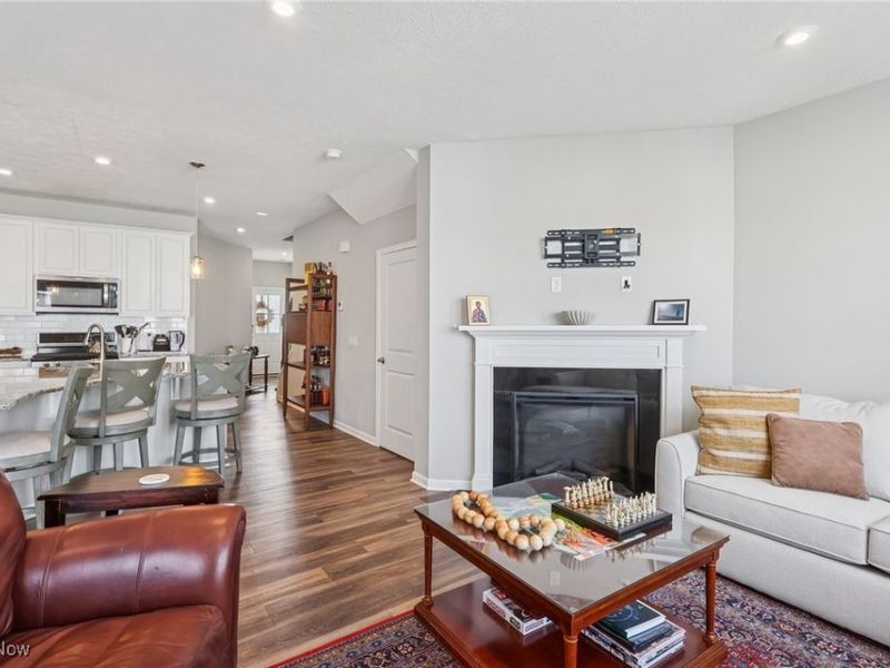 870 Dipper Lane, Unit 2, Aurora, OH 44202 Photo 9