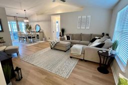 232 Oak Lea Dr. photo 4