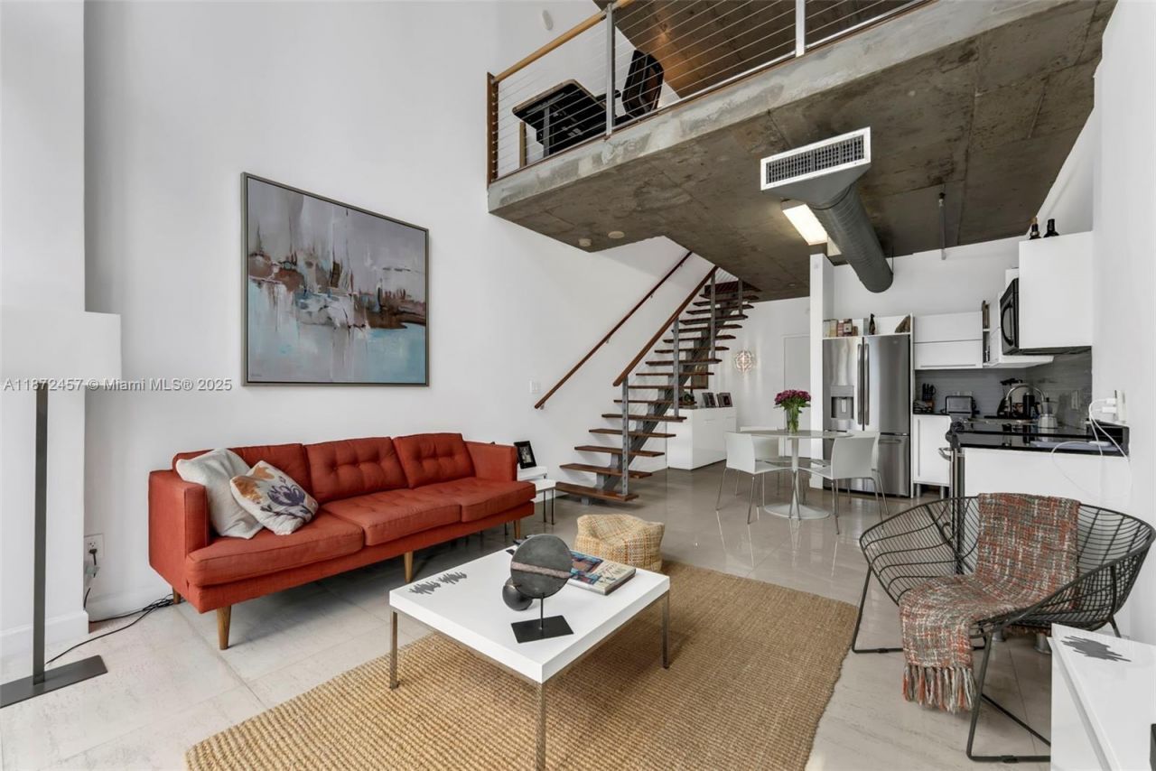 690 SW 1st Ct, Unit 2710, Miami, FL 33130 Photo