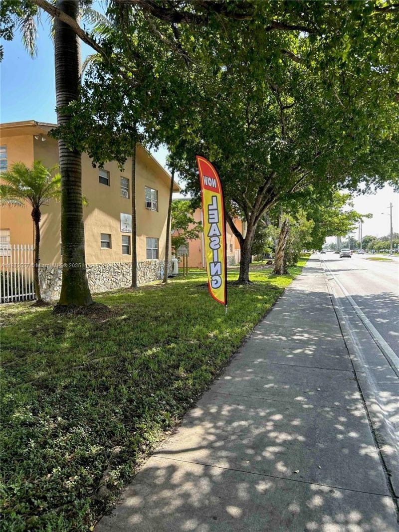 1541 NE 8th St, Unit 4, Homestead, FL 33033 Photo