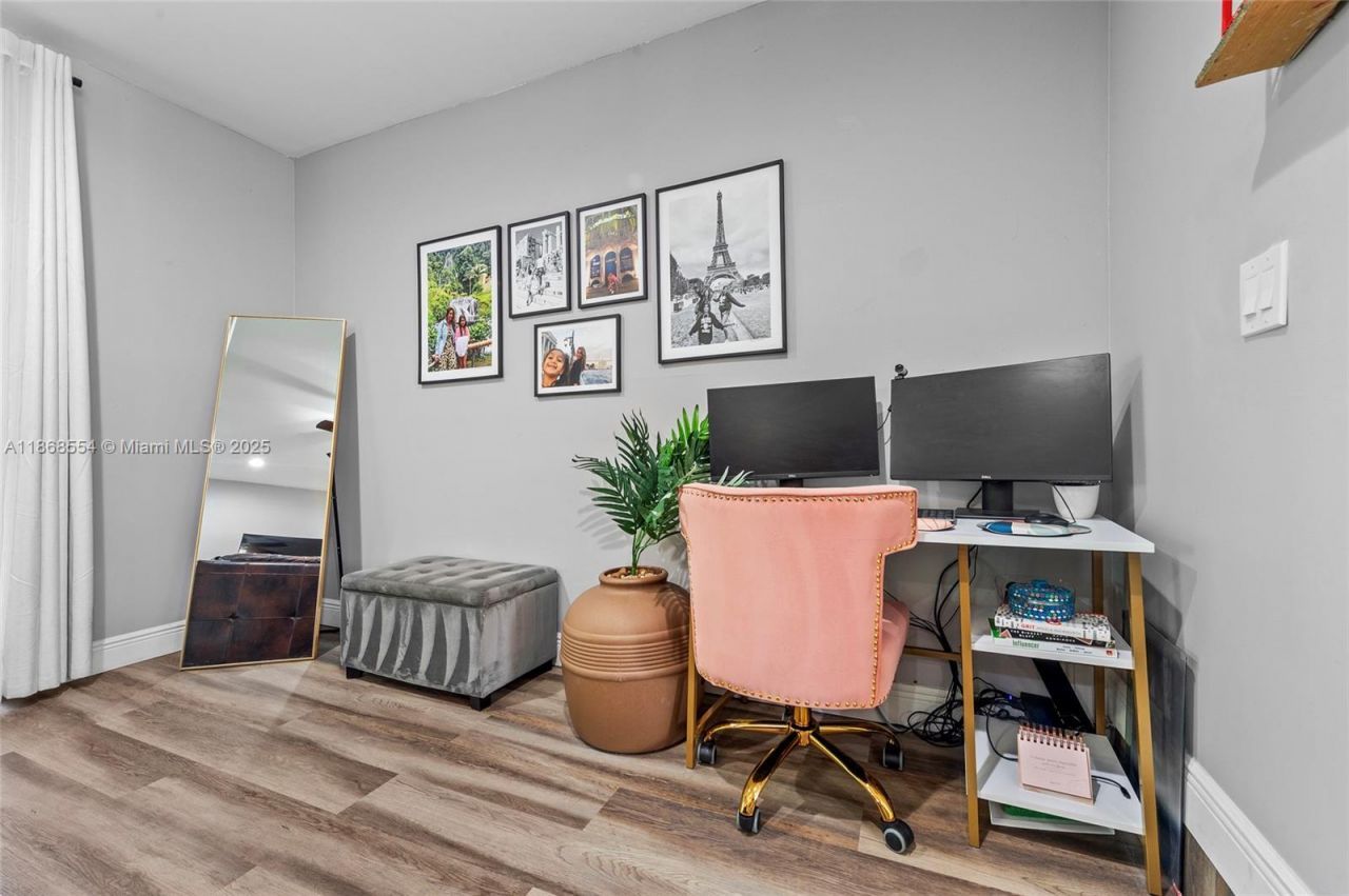 7068 Woodmont Ave, Tamarac, FL 33321 Photo