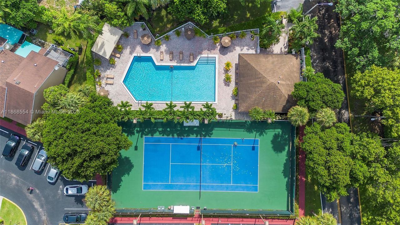 7068 Woodmont Ave, Tamarac, FL 33321 Photo