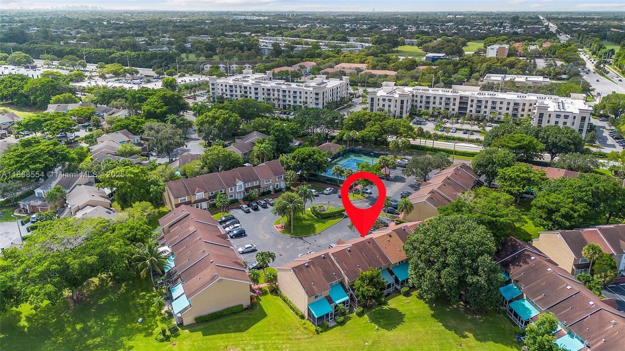 7068 Woodmont Ave, Tamarac, FL 33321 Photo