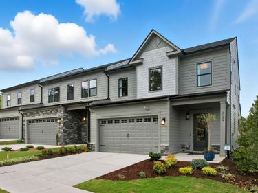 2112 Barrier Ridge Way, Apex, NC 27502