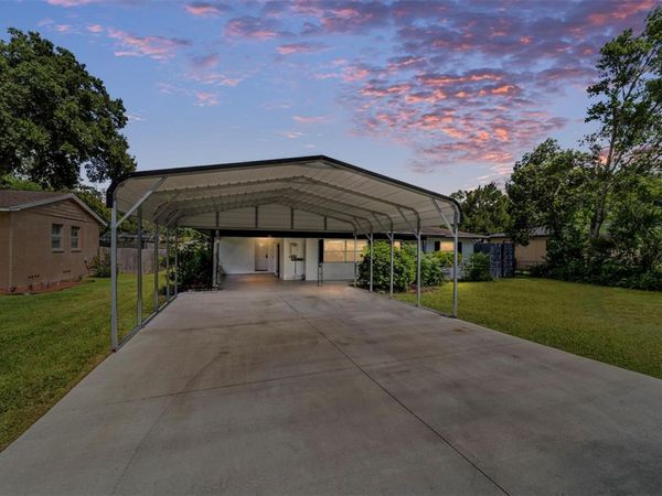 201 SE 31ST AVENUE, OCALA, FL 34471