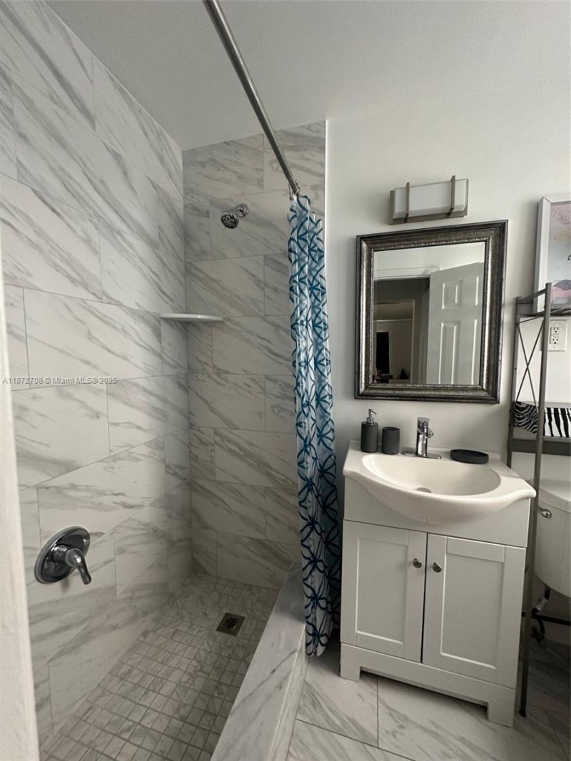 116 SE 9th Ct, Hallandale Beach, FL 33009 Photo