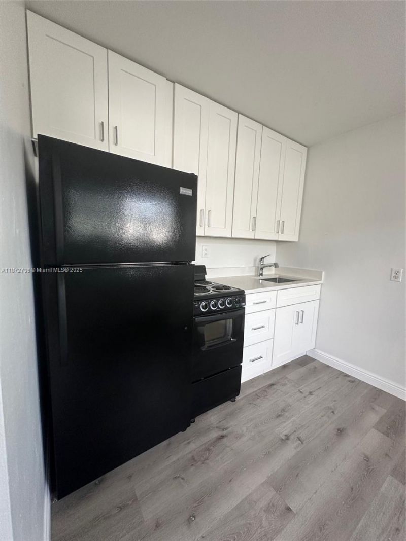 116 SE 9th Ct, Hallandale Beach, FL 33009 Photo