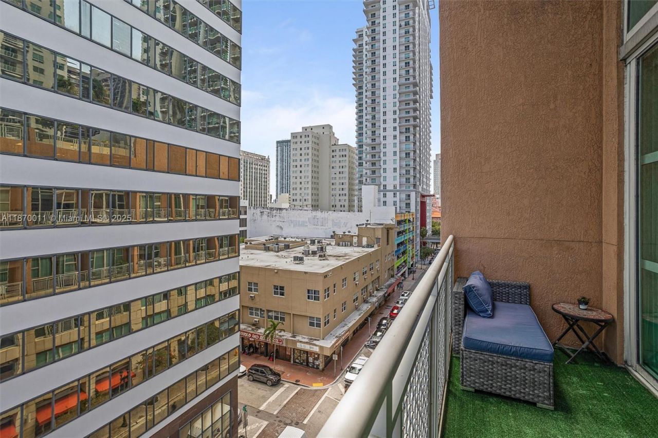 253 NE 2 St, Unit 626, Miami, FL 33132 Photo