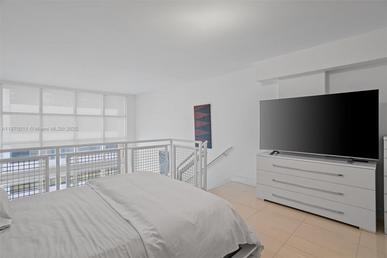 253 NE 2 St, Unit 626, Miami, FL 33132 Photo