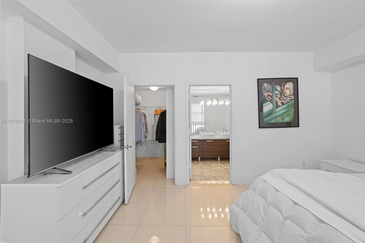 253 NE 2 St, Unit 626, Miami, FL 33132 Photo