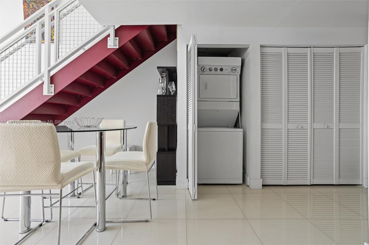 253 NE 2 St, Unit 626, Miami, FL 33132 Photo