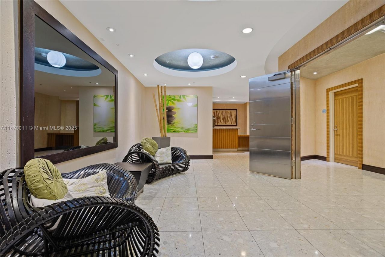 253 NE 2 St, Unit 626, Miami, FL 33132 Photo