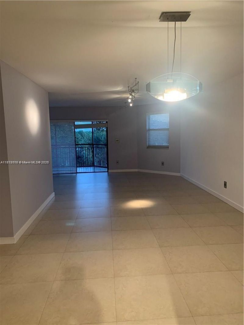 16171 Blatt Blvd, Unit 413, Weston, FL 33326 Photo