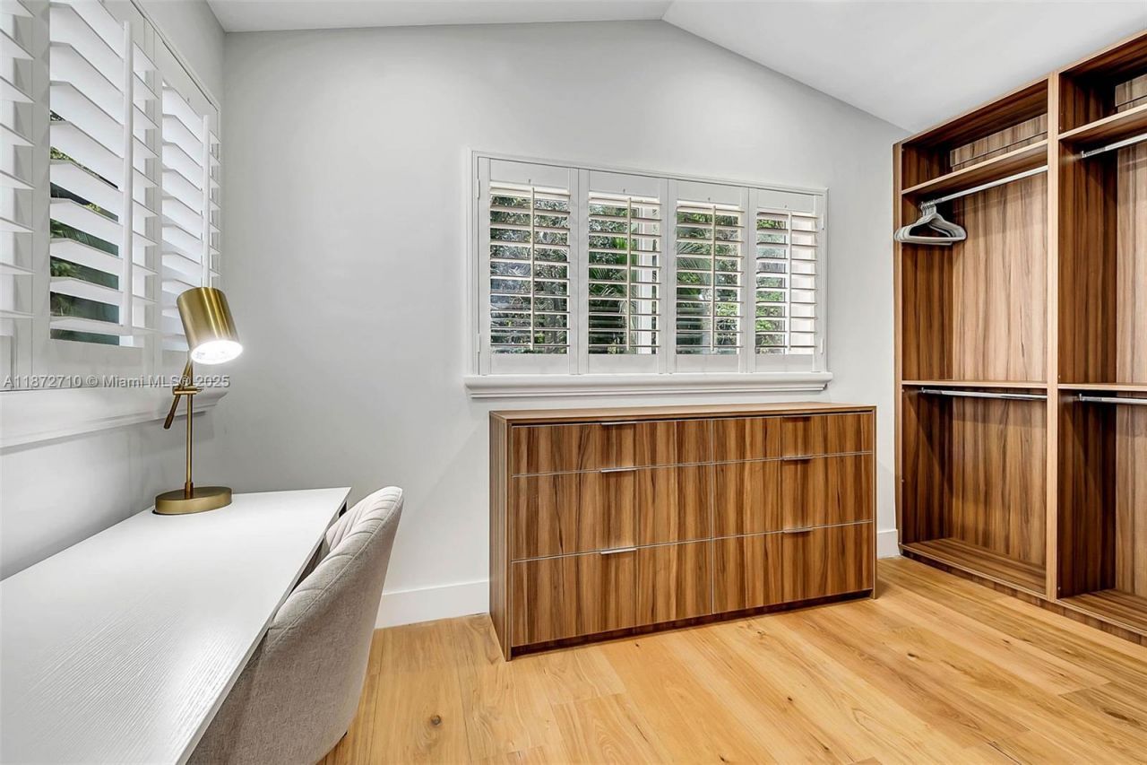 6565 SW 134th Dr, Pinecrest, FL 33156 Photo