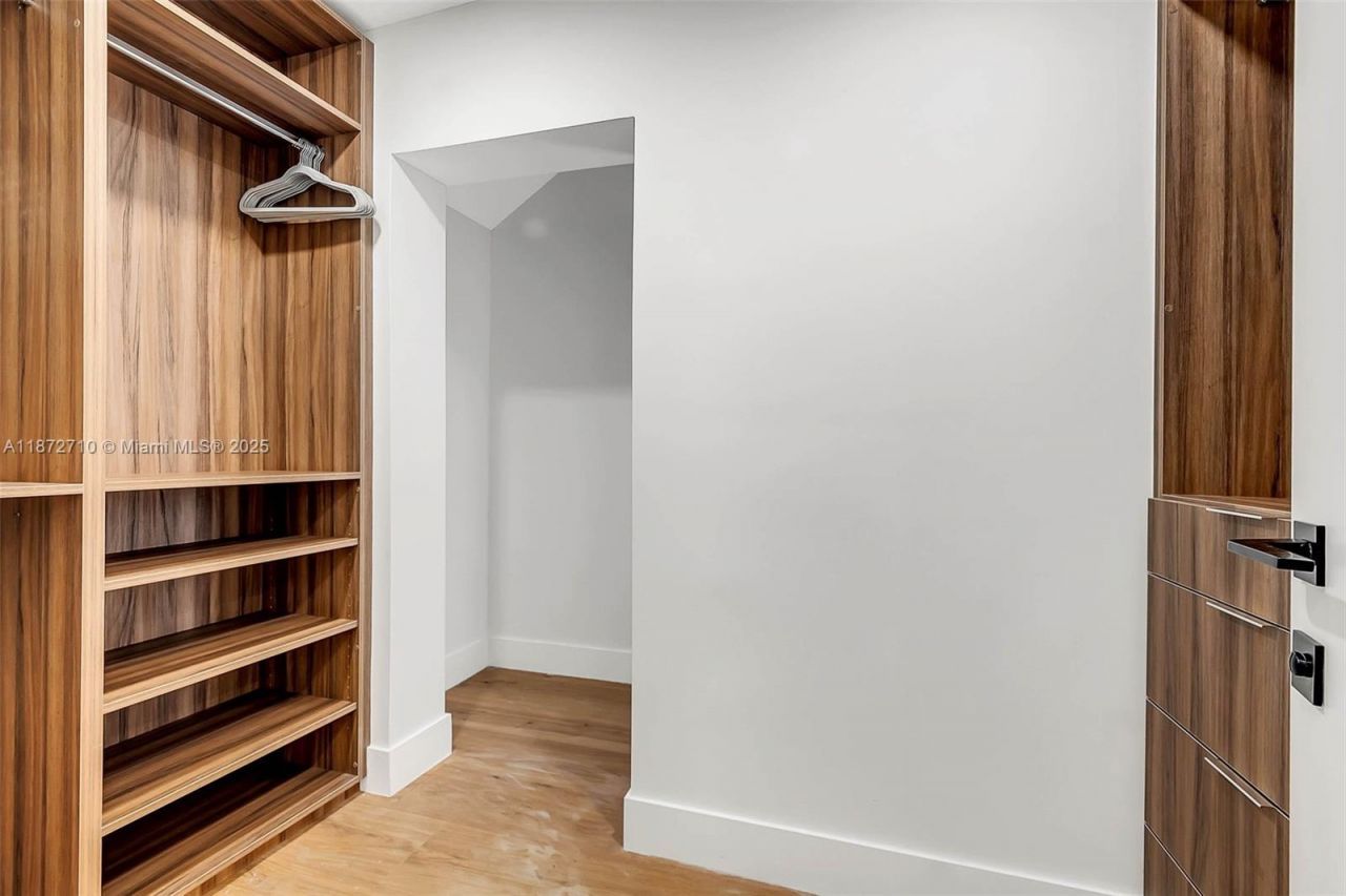 6565 SW 134th Dr, Pinecrest, FL 33156 Photo