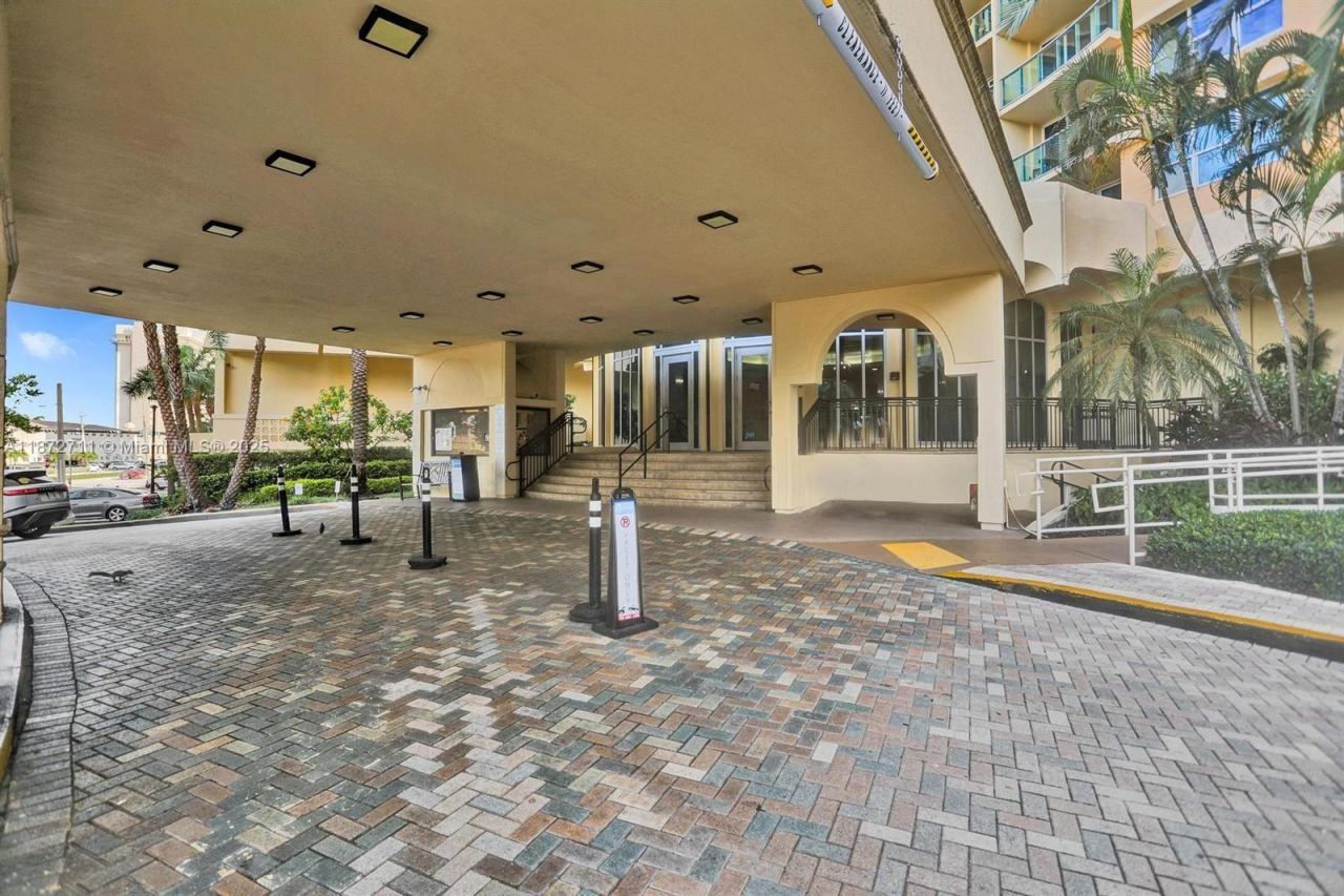 2501 S Ocean Dr, Unit 1418, Hollywood, FL 33019 Photo