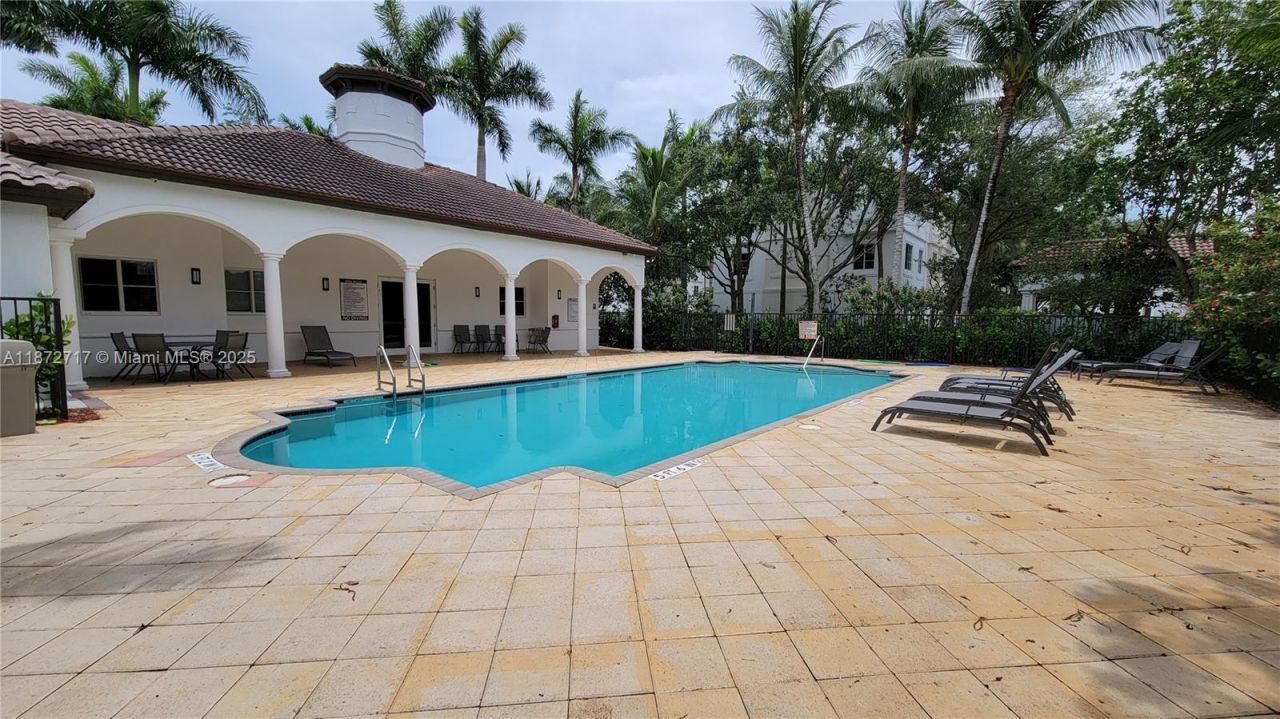 12600 SW 50th Ct, Unit 437, Miramar, FL 33027 Photo