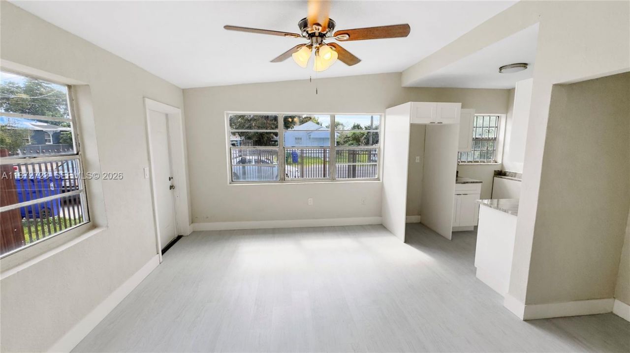 1557-55 NW 66th St, Miami, FL 33147 Photo