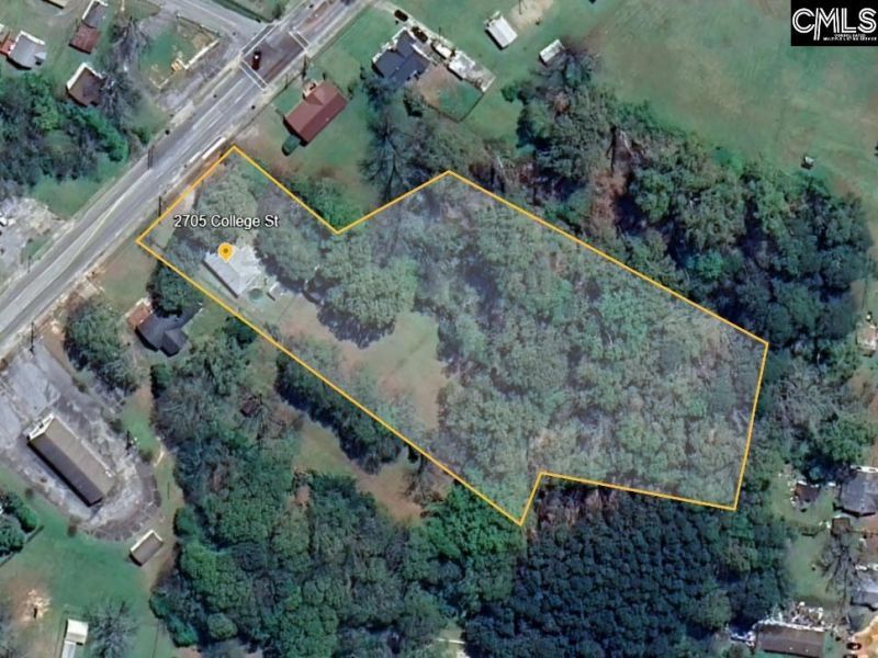 2705 College Photo 22