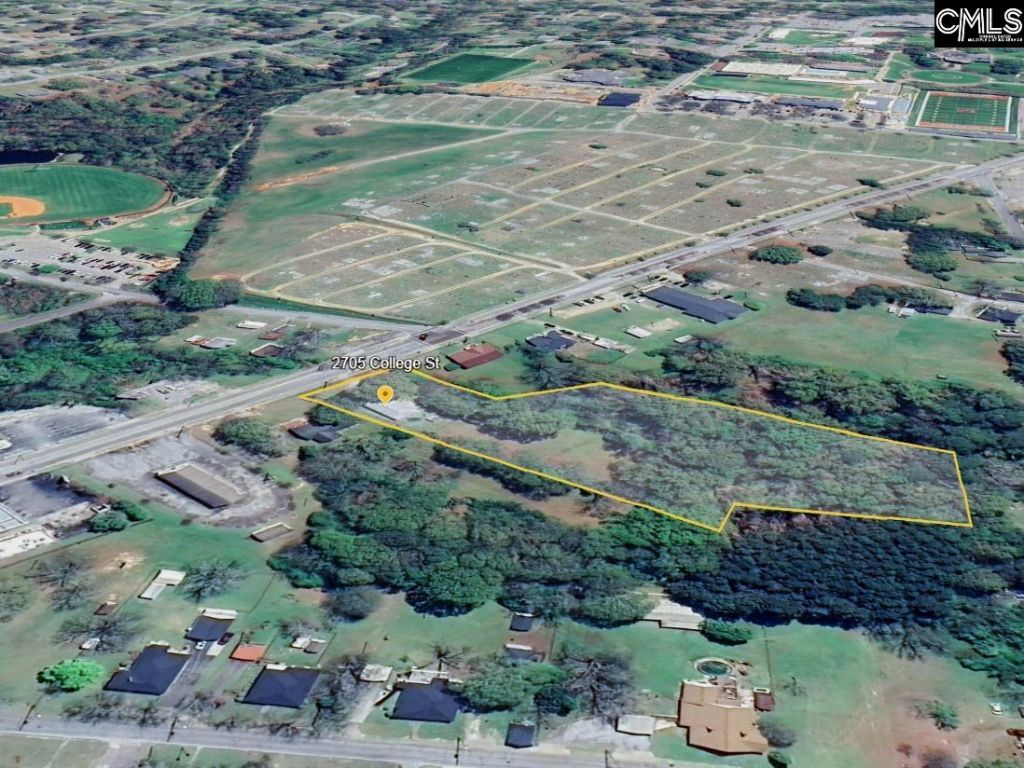 2705 College Photo 23