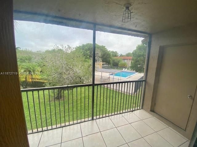437 Lakeview Dr, Unit 201, Weston, FL 33326 Photo