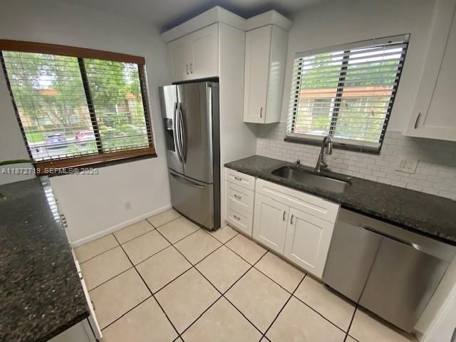 437 Lakeview Dr, Unit 201, Weston, FL 33326 Photo