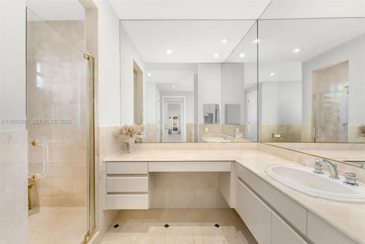 12801 Old Cutler Rd, Pinecrest, FL 33156 Photo