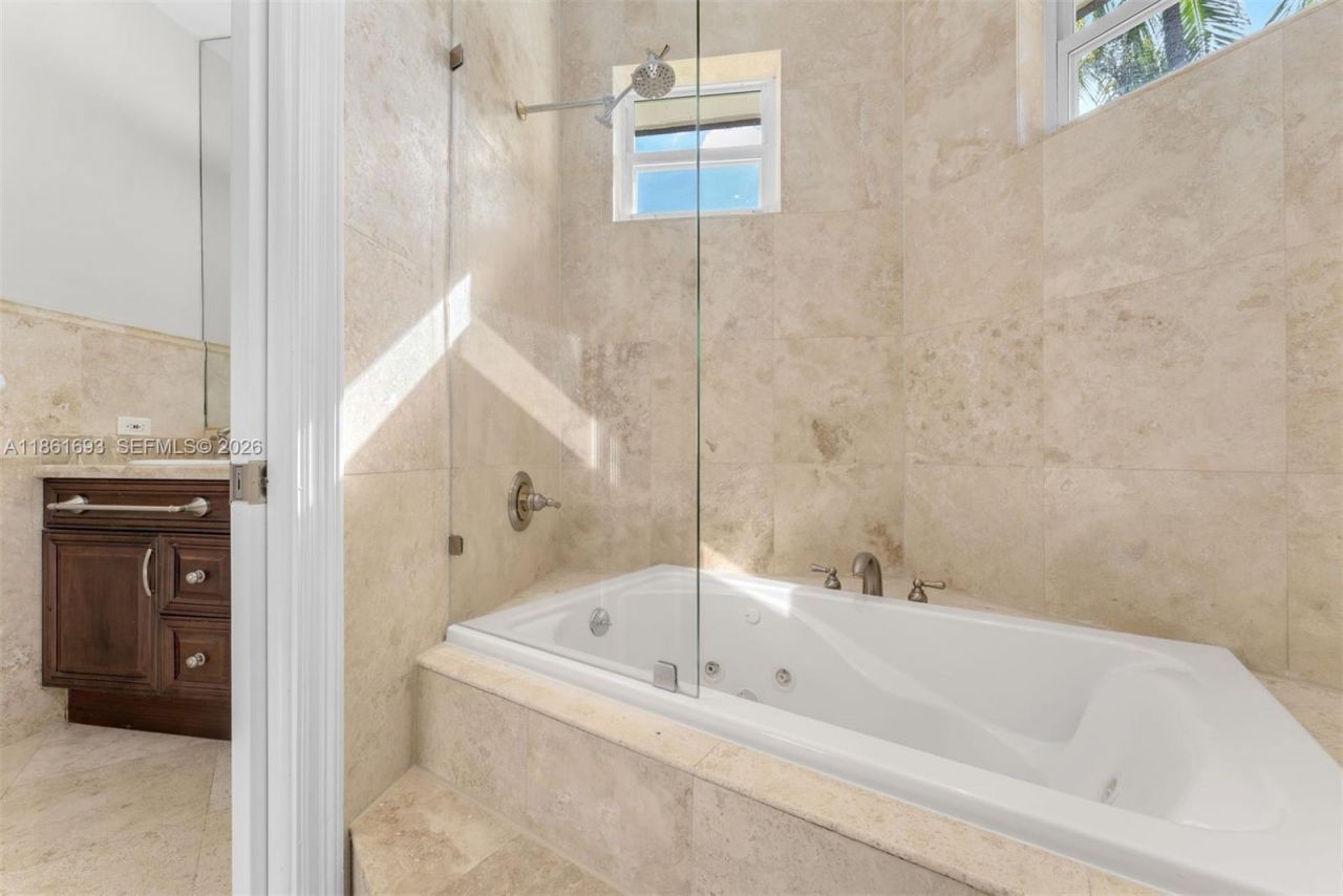 12801 Old Cutler Rd, Pinecrest, FL 33156 Photo