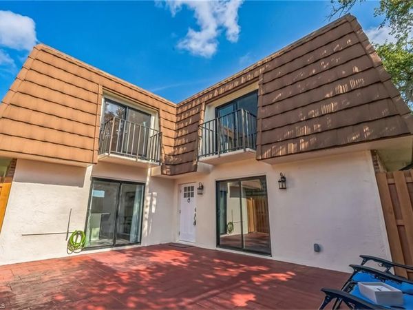 1428 Park Shore CIR, Unit 2, FORT MYERS, FL 33901