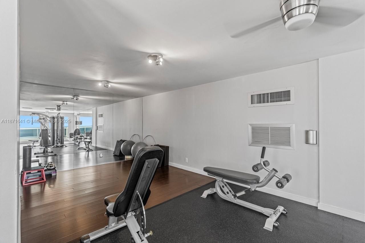 2841 N Ocean Blvd, Unit 1402, Fort Lauderdale, FL 33308 Photo